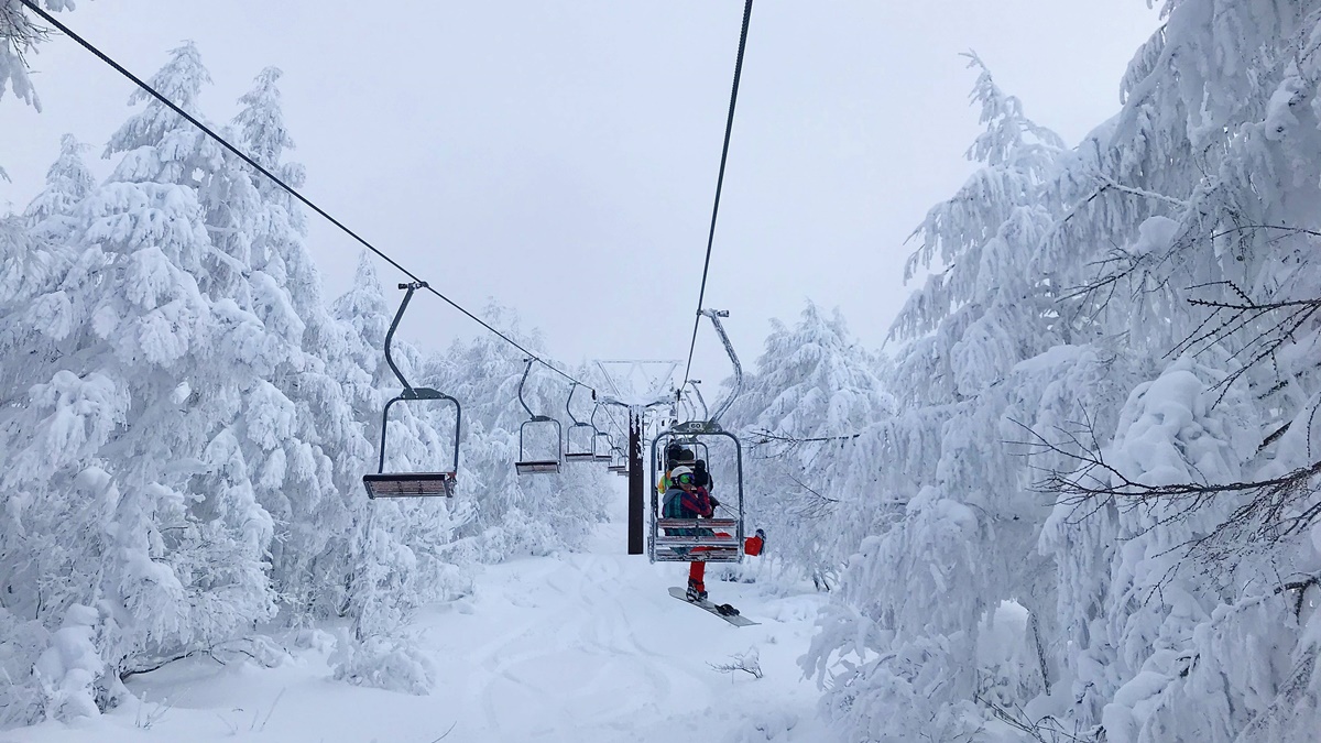 日本東北山形藏王滑雪場自助滑雪攻略！早上跟著藏王樹冰滑雪囉、晚上泡溫泉吃美食囉！ @。CJ夫人。