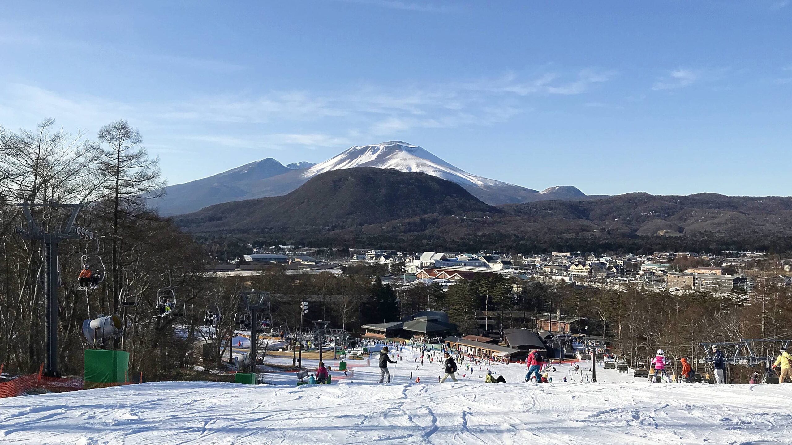 第一次日本自助滑雪，有沒有推薦滑雪初學新手友善的滑雪場區域與出發月份呢？ @。CJ夫人。