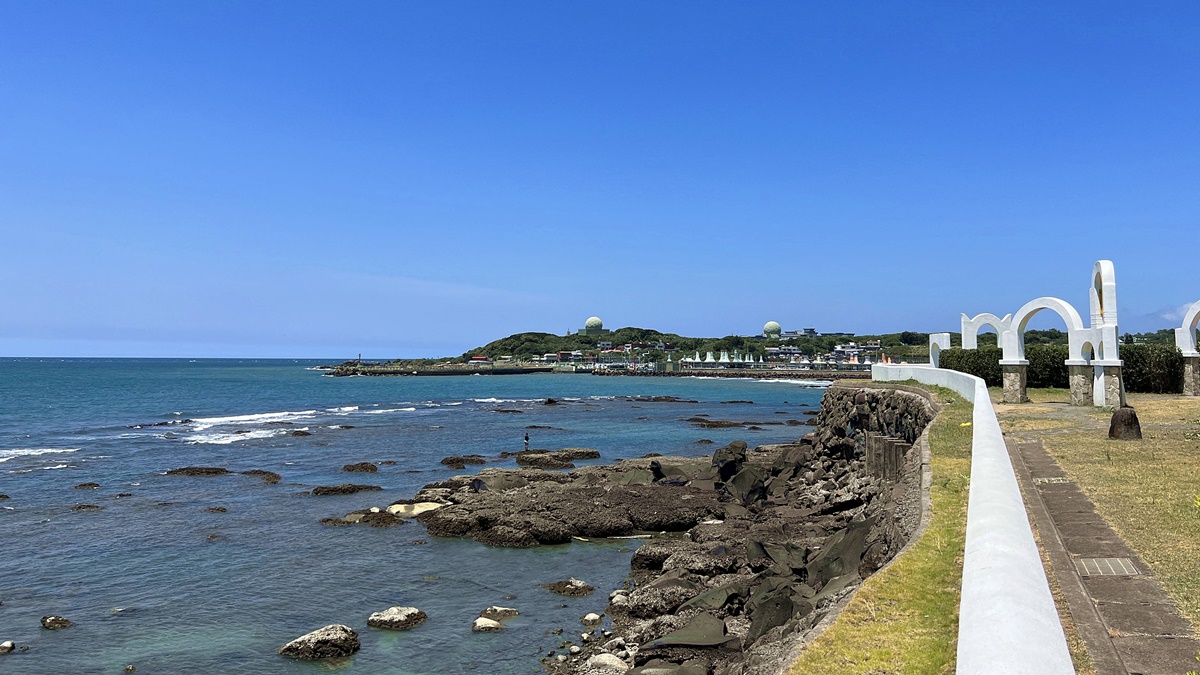 Day Trip in Taipei: A Guide to Visit North Seaside Coast with Exploring Romantic and Adventure @。CJ夫人。