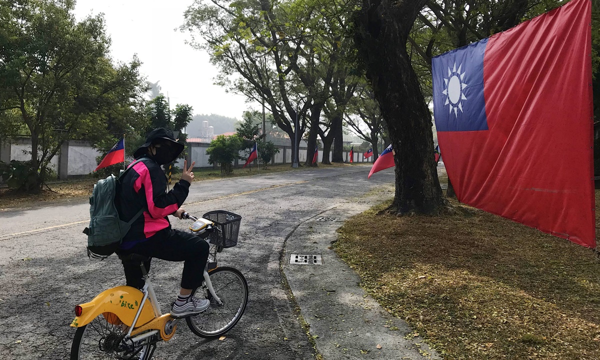 探索老台灣人的守望相助與人情味，高雄左營眷村與黃埔新村周邊人文生活一日遊小旅行 @。CJ夫人。