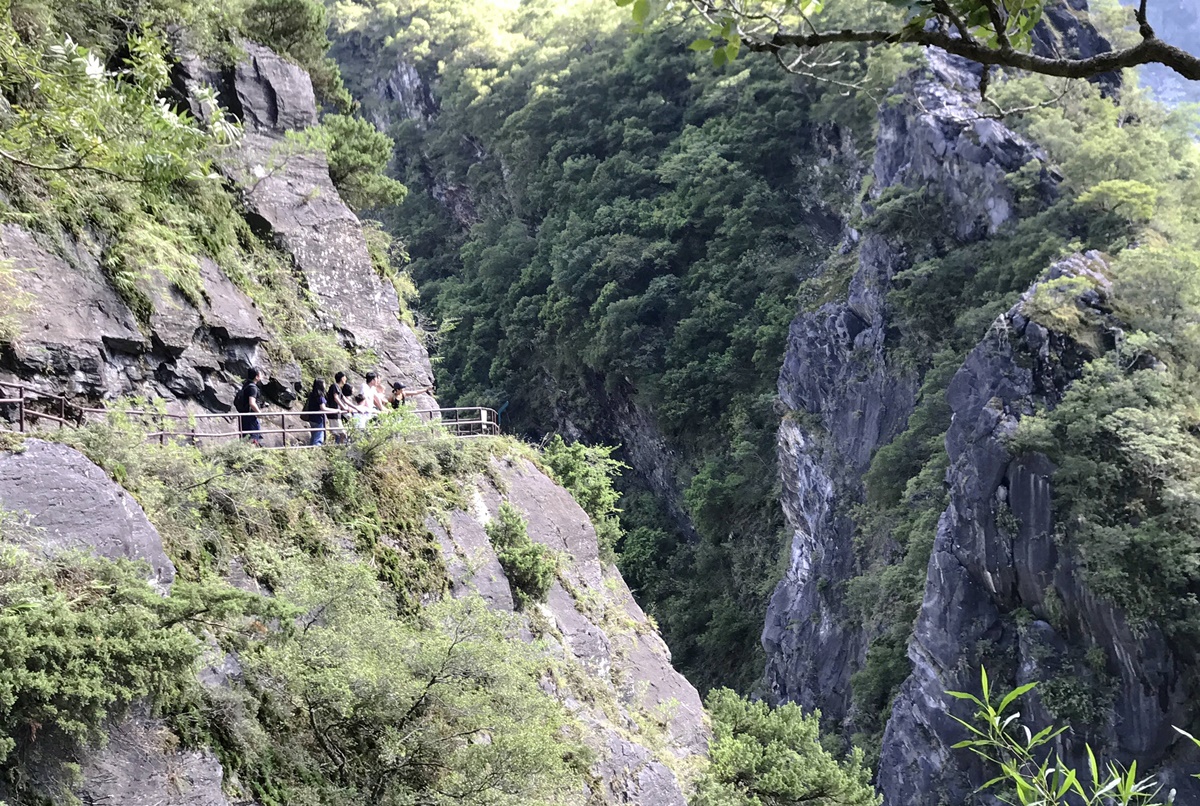 台灣最美的大峽谷。深度探索令人屏息的太魯閣國家公園與太魯閣峽谷步道 @。CJ夫人。