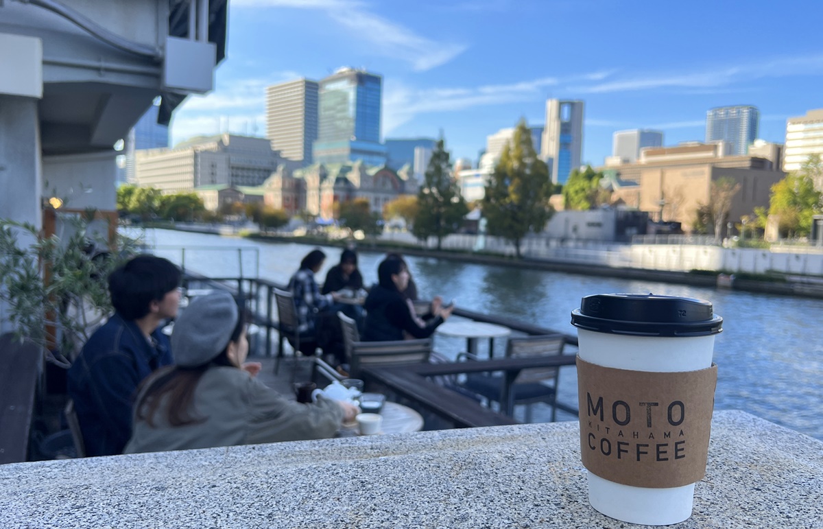 點杯咖啡、再來塊提拉米蘇，靜靜聆聽土佐堀川的日常吐息！大阪中之島北濱車站咖啡甜點烘焙坊MOTO COFFEE @。CJ夫人。