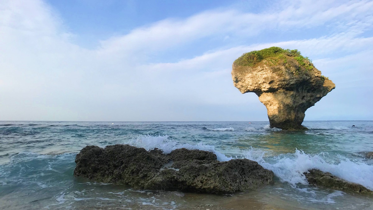 Day Trip in Southern Taiwan: A Guide to Visit Xiao Liuqiu Island Adventures, Sea Turtles and ECO-friendly activities. @。CJ夫人。