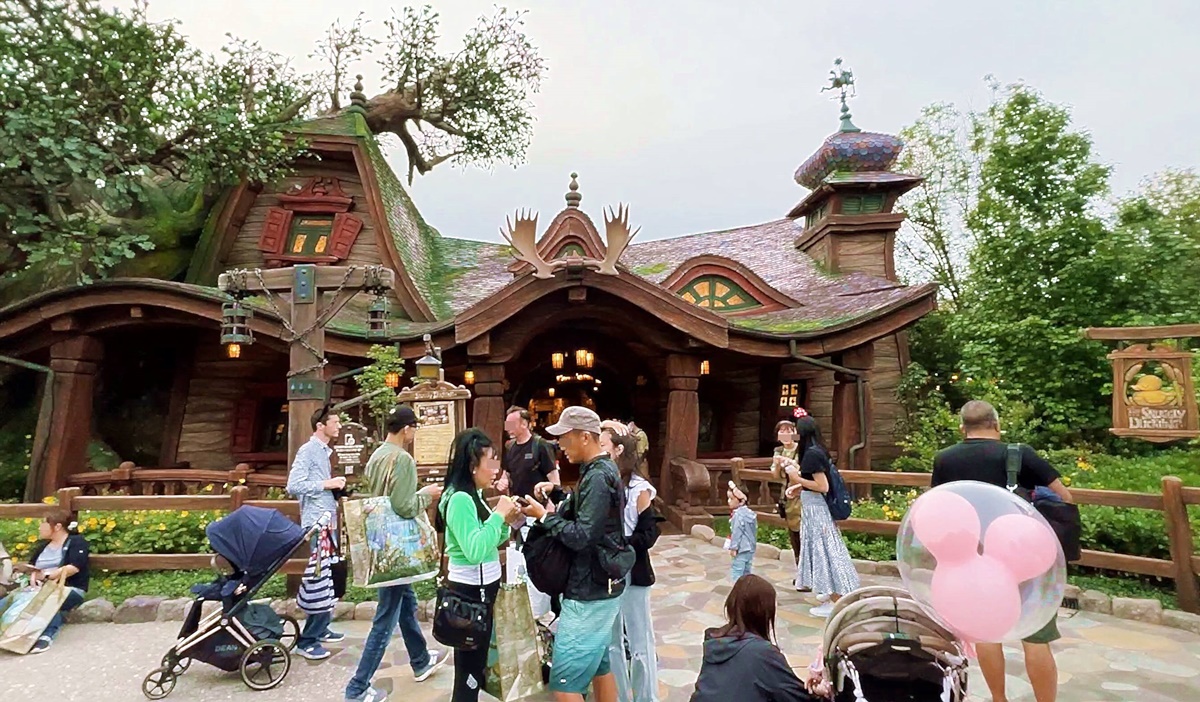 東京迪士尼海洋夢幻泉鄉（Tokyo DisneySea Fantasy Springs）／魔髮奇緣樂佩公主森林（Rapunzel&#8217;s Forest）開幕日入場全面感受：最美好的一天，就是天燈盛會的今天！ @。CJ夫人。