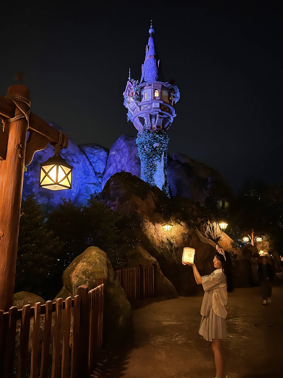 東京迪士尼海洋夢幻泉鄉（Tokyo DisneySea Fantasy Springs）／魔髮奇緣樂佩公主森林（Rapunzel&#8217;s Forest）開幕日入場全面感受：最美好的一天，就是天燈盛會的今天！ @。CJ夫人。