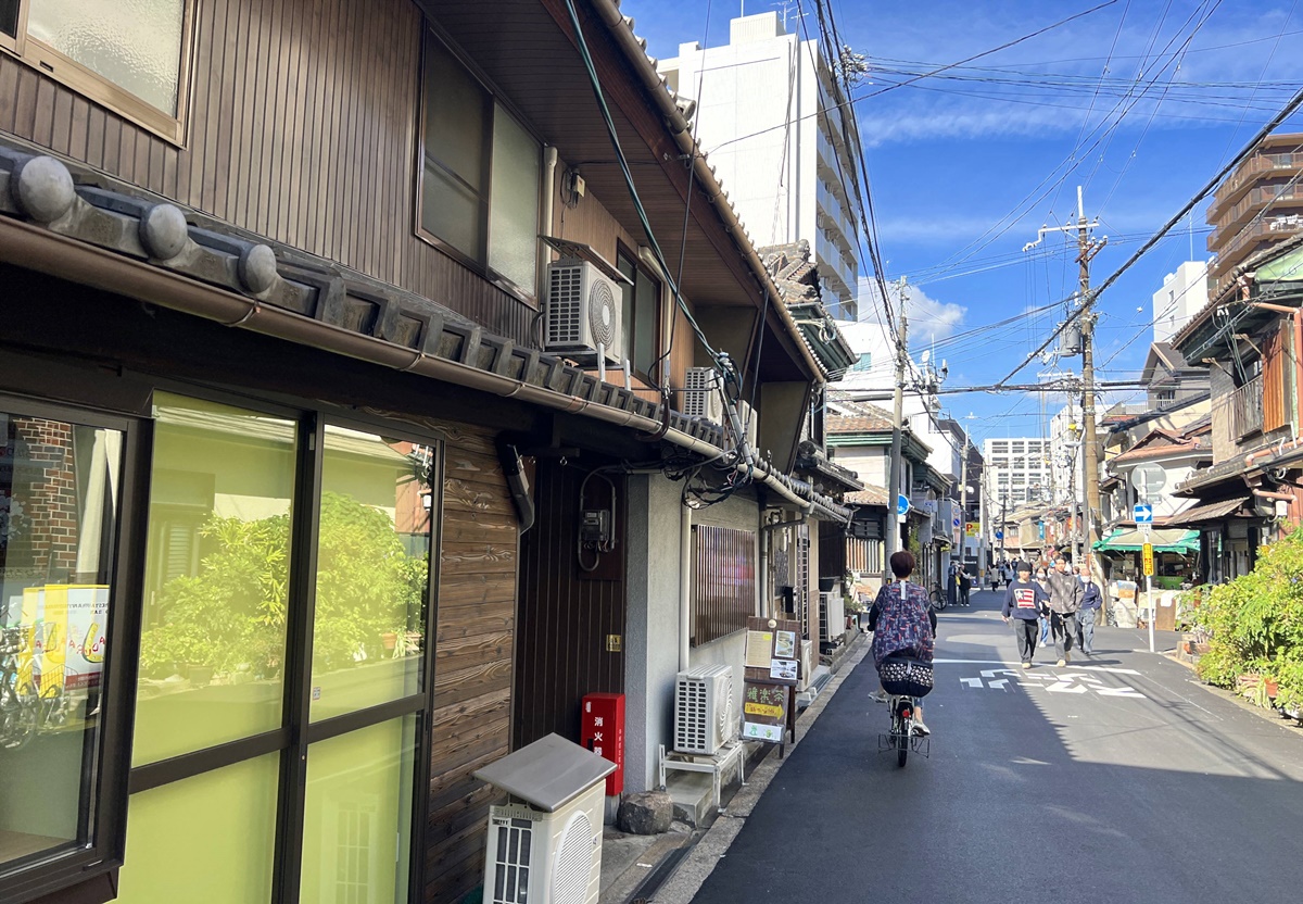 大阪自由行別錯過的隱藏街區！不要只知道心齋橋、梅田，大阪人都在逛的中之島、中崎町、阪堺電車，都讓你的大阪旅行更加悠閒自在 @。CJ夫人。