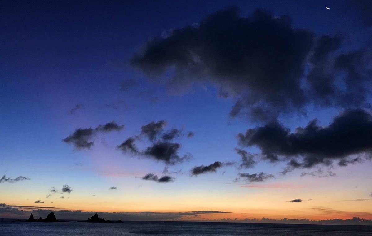 夜遊蘭嶼、晨巡蘭嶼，成為一位蘭嶼守夜人！屬於蘭嶼夜貓族的五天四夜行程規劃，另外附上蘭嶼環島公路週邊景點與部落在地美食推薦 @。CJ夫人。