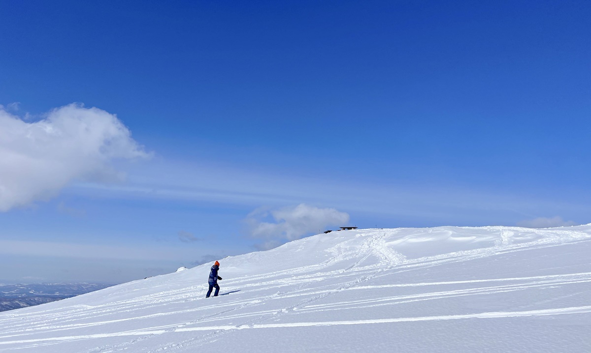 一步步接近北海道的最高點，正式邁入眾神遊樂園的大雪山國立公園｜北海道大雪山旭岳（Mt. Asahidake）、冬天雪地健行與大雪山旭岳纜車一日紀行 @。CJ夫人。