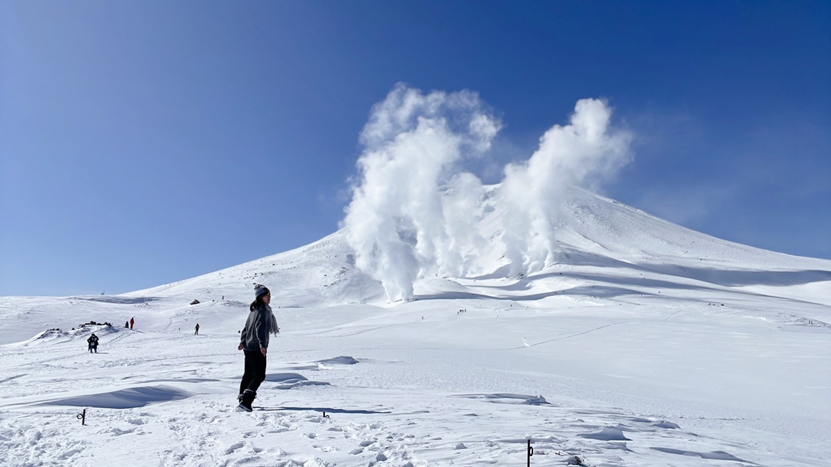 一步步接近北海道的最高點，正式邁入眾神遊樂園的大雪山國立公園｜北海道大雪山旭岳（Mt. Asahidake）、冬天雪地健行與大雪山旭岳纜車一日紀行 @。CJ夫人。