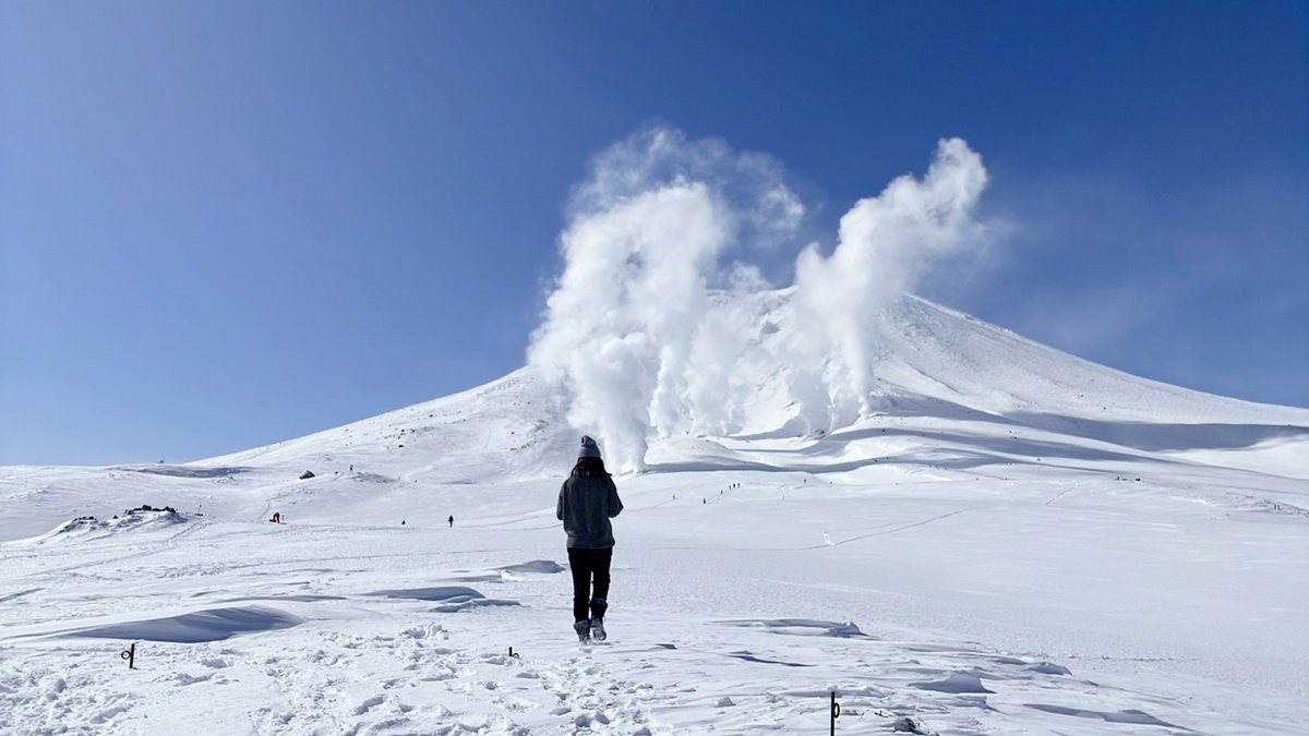 一步步接近北海道的最高點，正式邁入眾神遊樂園的大雪山國立公園｜北海道大雪山旭岳（Mt. Asahidake）、冬天雪地健行與大雪山旭岳纜車一日紀行 @。CJ夫人。