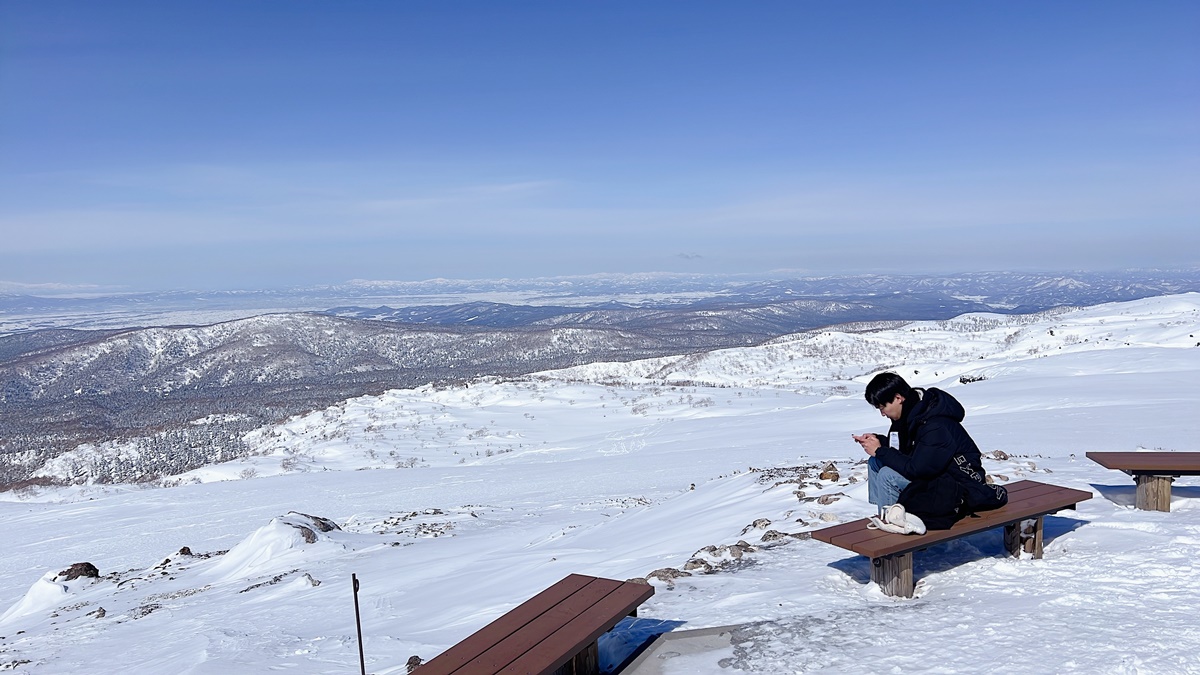 一步步接近北海道的最高點，正式邁入眾神遊樂園的大雪山國立公園｜北海道大雪山旭岳（Mt. Asahidake）、冬天雪地健行與大雪山旭岳纜車一日紀行 @。CJ夫人。