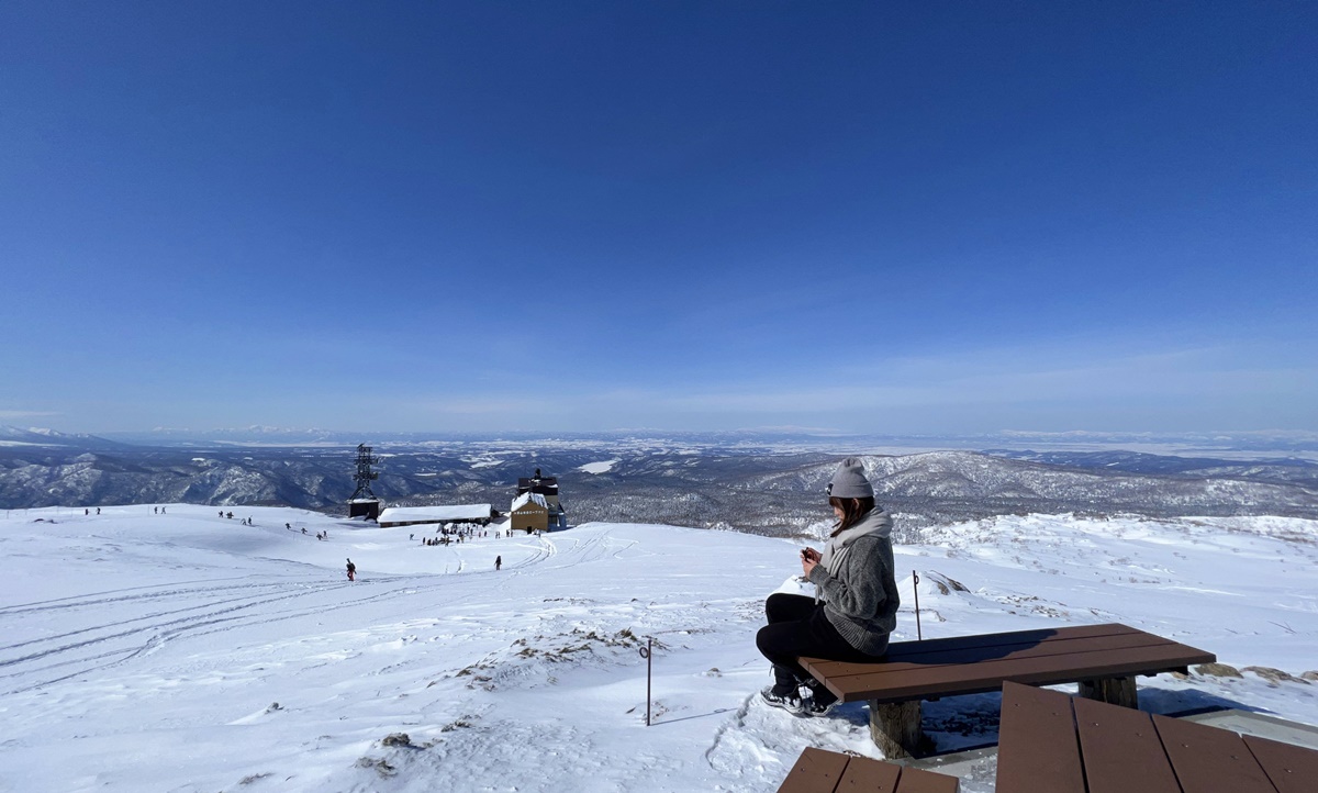 一步步接近北海道的最高點，正式邁入眾神遊樂園的大雪山國立公園｜北海道大雪山旭岳（Mt. Asahidake）、冬天雪地健行與大雪山旭岳纜車一日紀行 @。CJ夫人。