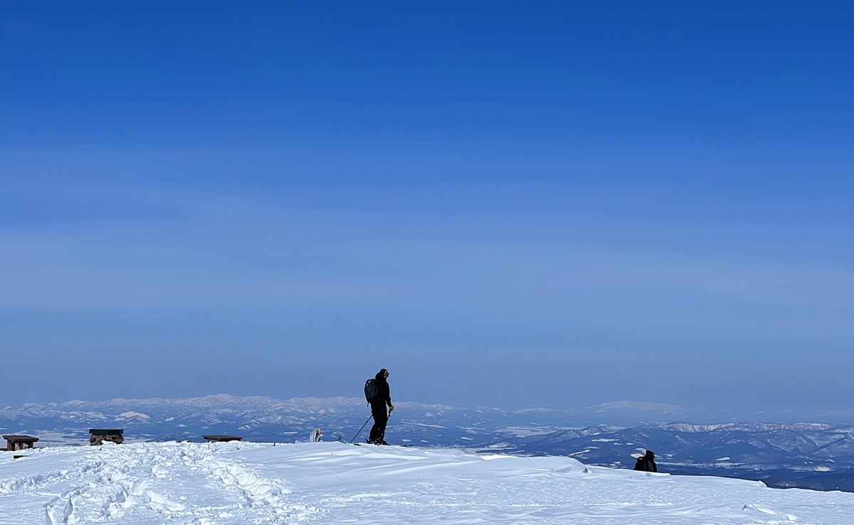 一步步接近北海道的最高點，正式邁入眾神遊樂園的大雪山國立公園｜北海道大雪山旭岳（Mt. Asahidake）、冬天雪地健行與大雪山旭岳纜車一日紀行 @。CJ夫人。