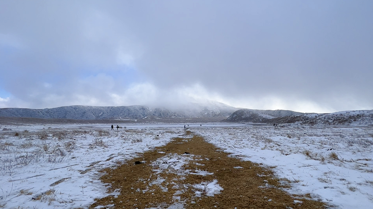 【2025年九州九重森林滑雪、冬遊阿蘇火山之旅】僅此1團報名中！旅行者心中最理想的滑雪之旅！日本絕景的滑雪場、新手友善的滑雪道、傳統一泊二食的日式旅宿、冬季限定的賞雪設施與體驗！ @。CJ夫人。