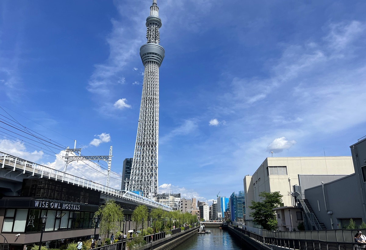 高空之上的美食時光！東京晴空塔31樓挑高景觀窗的單人鍋物套餐｜發跡東京惠比壽的博多牛腸鍋名店 蟻月（arizuki）東京晴空塔店 @。CJ夫人。