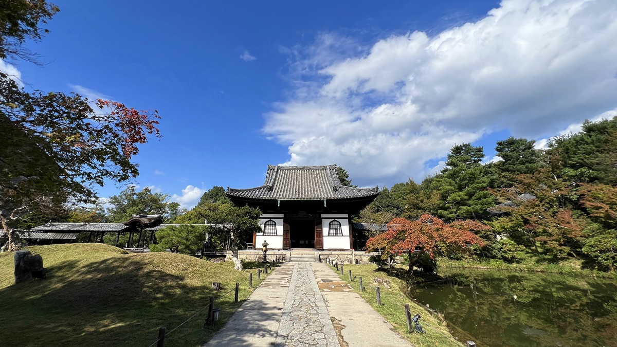 冬の日，雪見の慶典！堆雪人、搭雪舟、雪地健行及第一次滑雪的日子，一切故事，從達人帶路開始！【晴天旅遊  X CJ夫人】2025專為日本滑雪初心者設計的沉浸式冬雪旅行團，雪友招募中 @。CJ夫人。