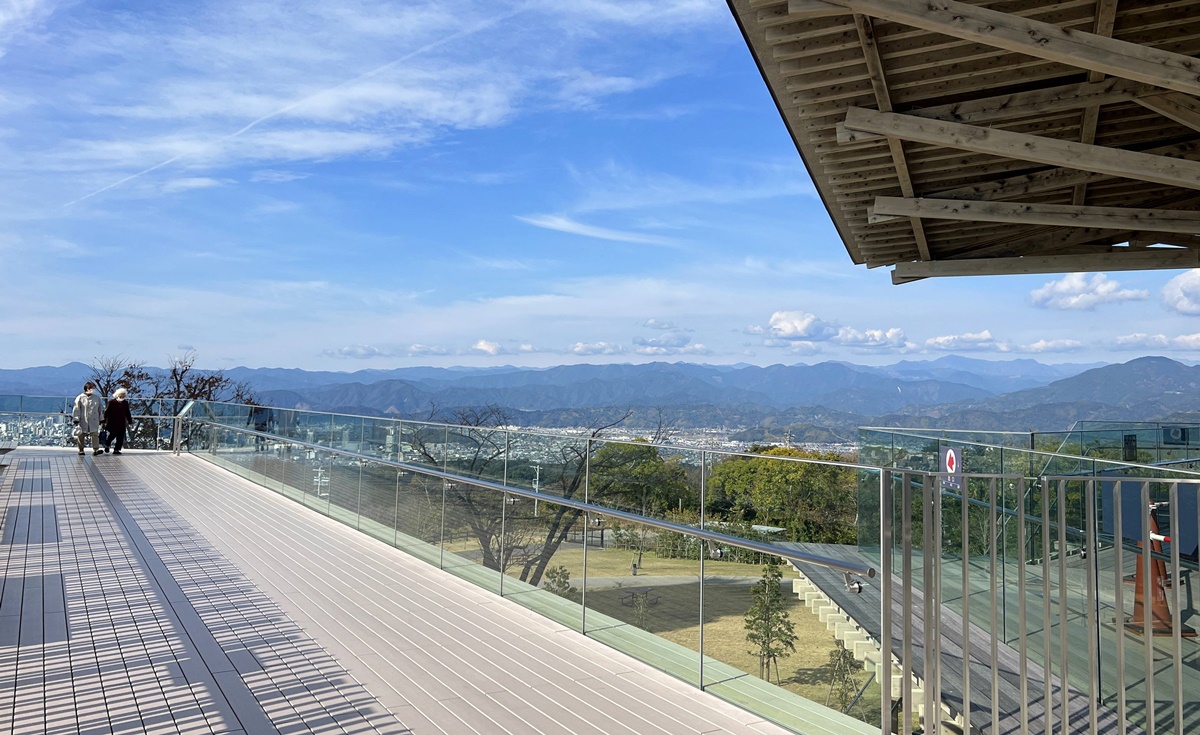 一個讓富士山與大海對話的城市，靜岡坐擁與海相伴的富士山日常風光！靜岡無料景點 日本平夢迴廊展望露台（日本平夢テラス） @。CJ夫人。