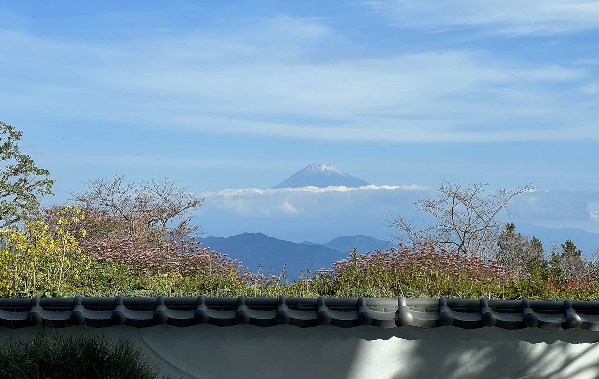 一個讓富士山與大海對話的城市，靜岡坐擁與海相伴的富士山日常風光！靜岡無料景點 日本平夢迴廊展望露台（日本平夢テラス） @。CJ夫人。