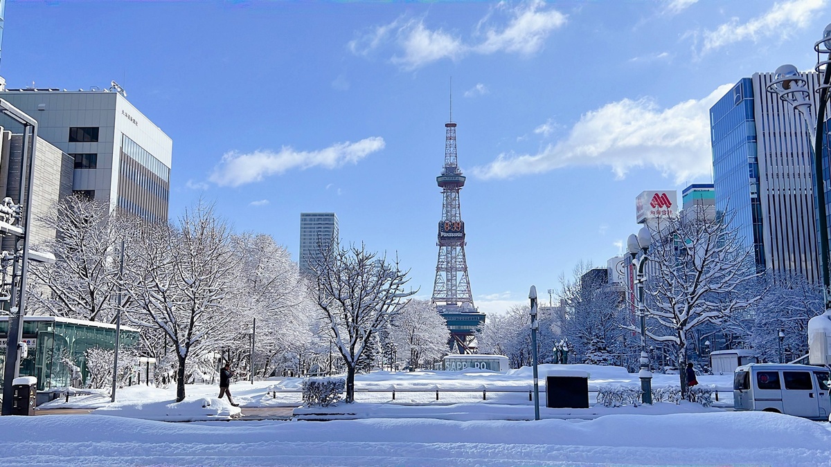 東京，是第一次出國旅行的初戀。久違了幾年，不妨利用東京Metro地鐵一日通票再次重逢你我好熟悉的東京經典地標 @。CJ夫人。