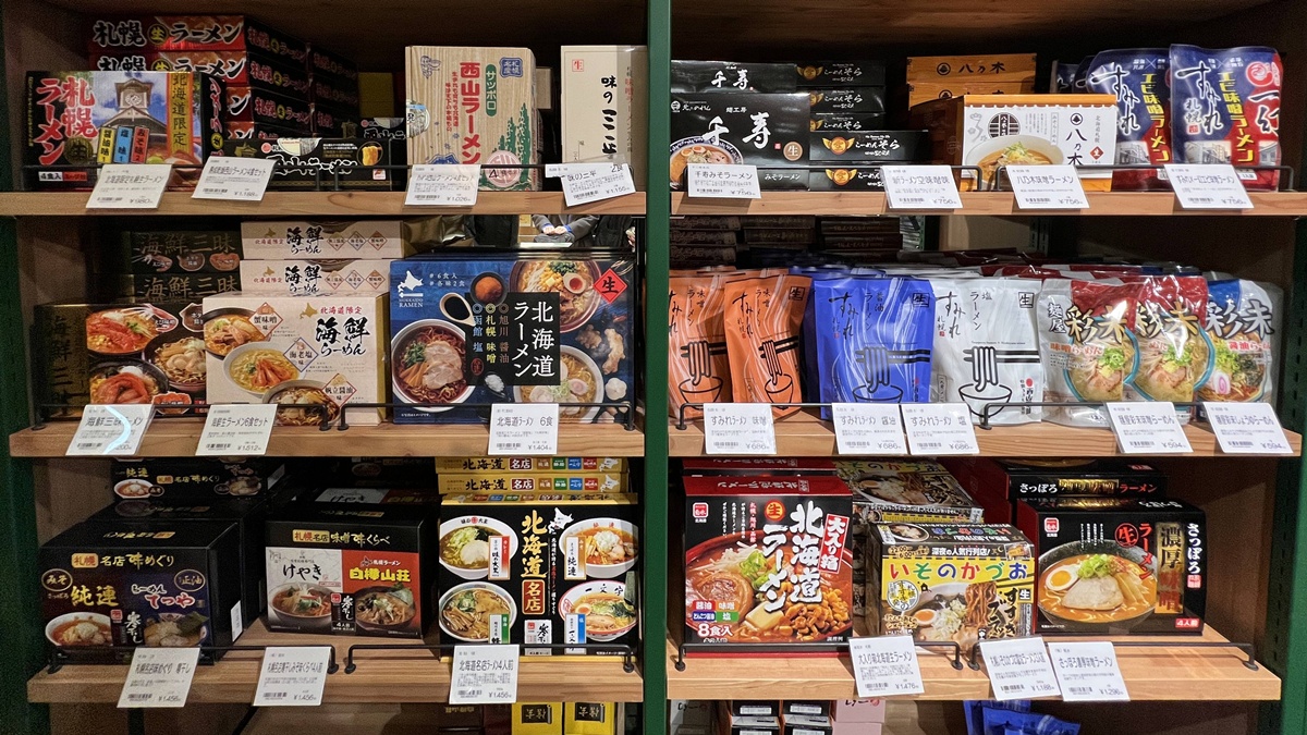 並非是甜點，也不只是伴手禮，而是把一部分北海道帶回家了：白色戀人、六花亭、北菓樓、札幌農學院 @。CJ夫人。