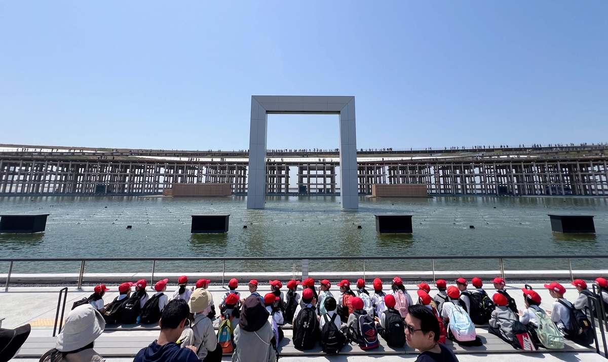 靜臥日本海！青森近郊日歸溫泉－不老不死溫泉海邊露天風呂，搭著JR東日本Resort白神號出發吧！ @。CJ夫人。
