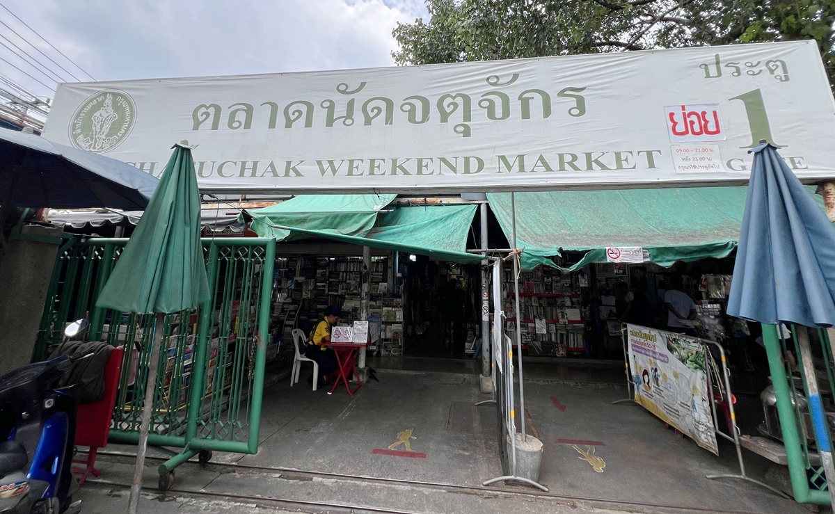 泰國當地人週末會來的鄉間版水上市場！慢速船遊運河、快速船去喝咖啡，最後再吃一輪烤魚烤大蝦｜泰國曼谷 空叻瑪榮水上市場（Khlong Lat Mayom Floating Market） @。CJ夫人。