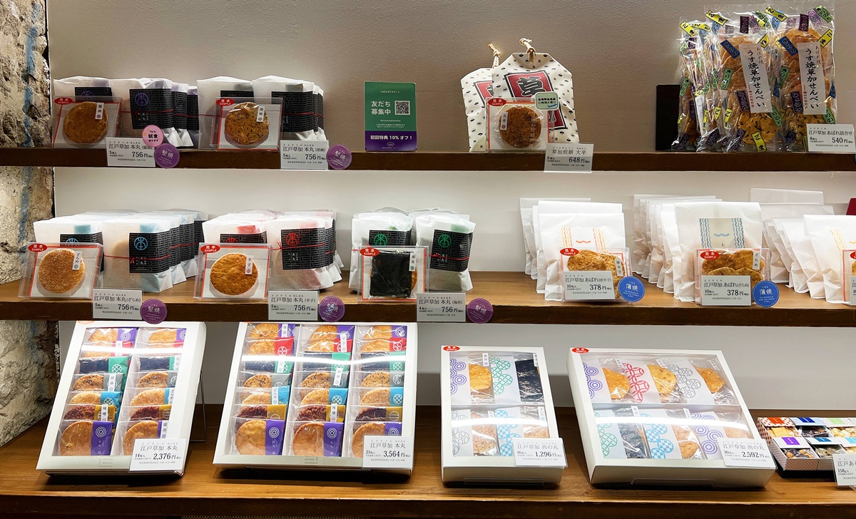 傳承自大江戸時代的飲食版畫！一塊松﨑三味胴瓦煎餅獻上的的四季祝賀｜ 東京銀座老字號點心伴手禮 銀座松崎煎餅 本店／MATSUZAKI SHOTEN @。CJ夫人。