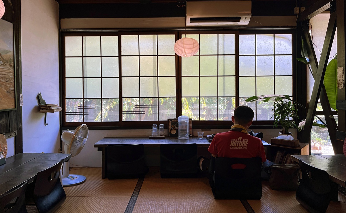 直島的慢食體驗！一個讓人坐在古民家、吃回自然、在直島找到慢下來節奏的古樸食堂｜日本瀨戶內海直島本村地區 玄米心食 @。CJ夫人。