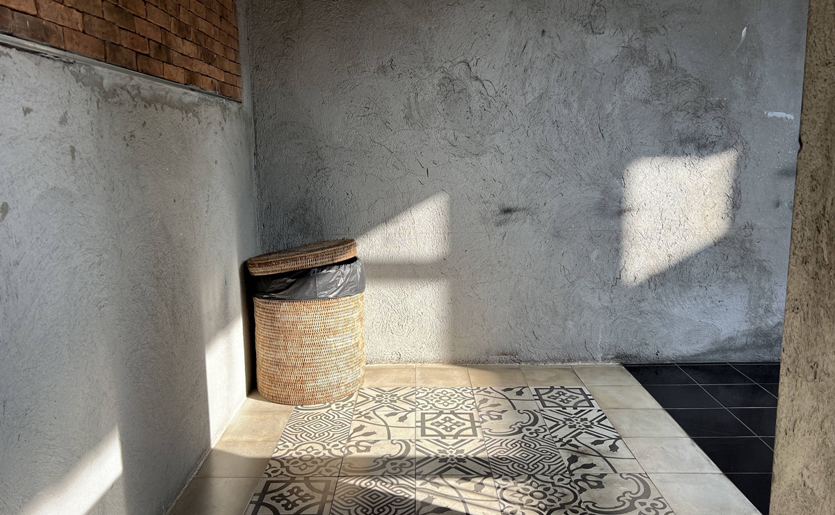 清邁老城裡的背包客棧卻像私人劇院，蘭納 × 殖民風格，低調優雅一晚只要台幣345元｜泰國清邁背包客棧住宿推薦 Khunluang Hostel @。CJ夫人。