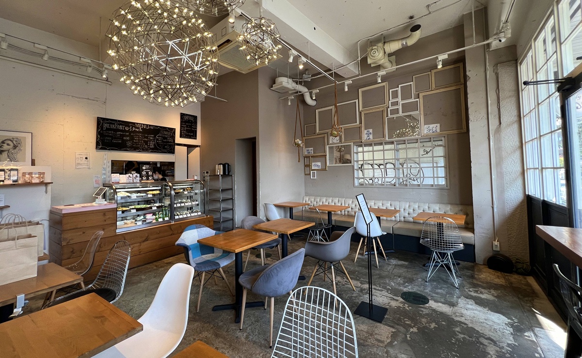 用一顆飯糰的高級感，再次喜歡上靜巷裡的恬淡生活｜東京中目黑飯糰專賣店 Onigily Cafe Nakameguro Shop與600日圓朝食飯糰套餐 @。CJ夫人。