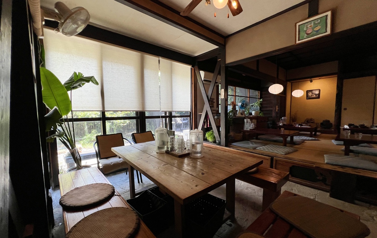 直島的慢食體驗！一個讓人坐在古民家、吃回自然、在直島找到慢下來節奏的古樸食堂｜日本瀨戶內海直島本村地區 玄米心食 @。CJ夫人。