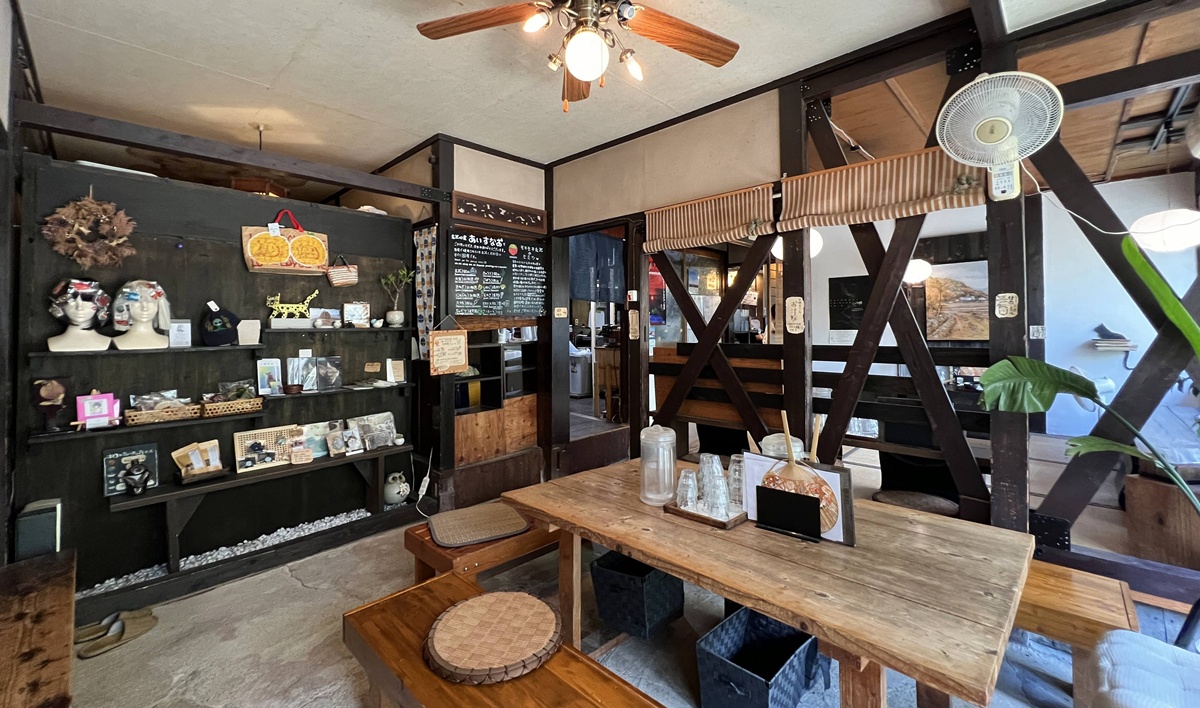 直島的慢食體驗！一個讓人坐在古民家、吃回自然、在直島找到慢下來節奏的古樸食堂｜日本瀨戶內海直島本村地區 玄米心食 @。CJ夫人。