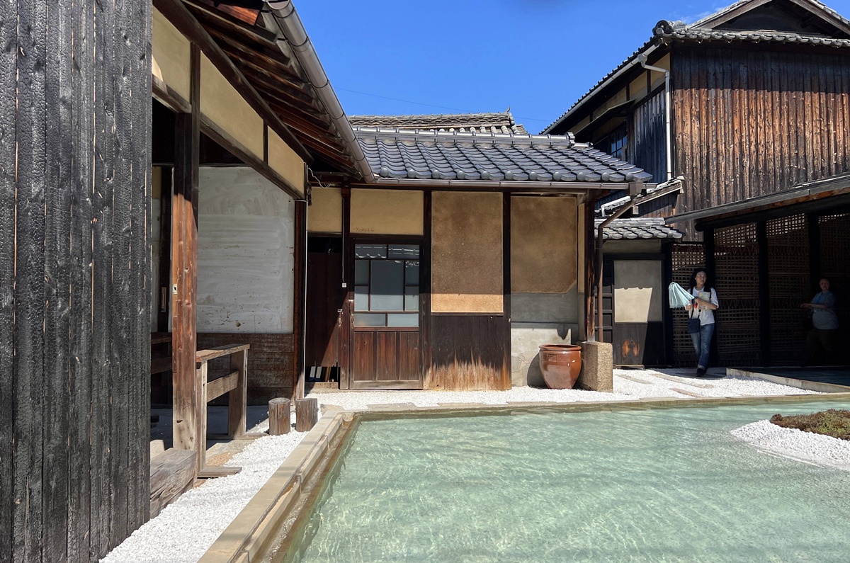 直島本村最不可錯過的古民家!在井水、風聲與光影中發現日常藝術!三分一博志 The Naoshima Plan「水」,無須預約,無料入場! @。CJ夫人。 直島本村最不可錯過的古民家!在井水、風聲與光影中發現日常藝術!三分一博志 The Naoshima Plan「水」,無須預約,無料入場! @。CJ夫人。