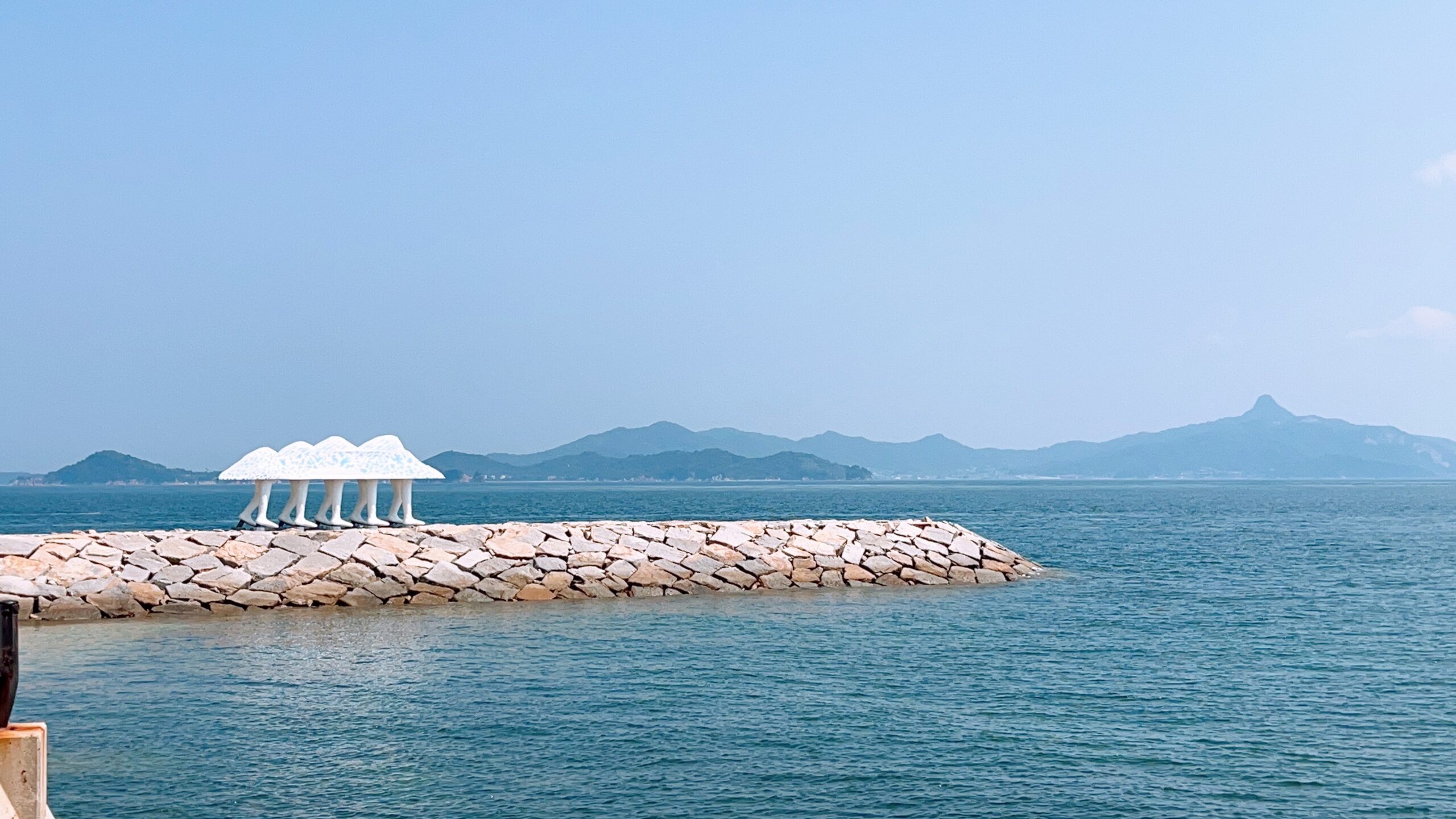 2025瀨戶內國際藝術祭！推薦藝術祭期間到瀨戶內海旅行的 9 個理由：最關鍵的是跳島自由行的渡輪、高速船、巴士、餐廳都營業了 @。CJ夫人。