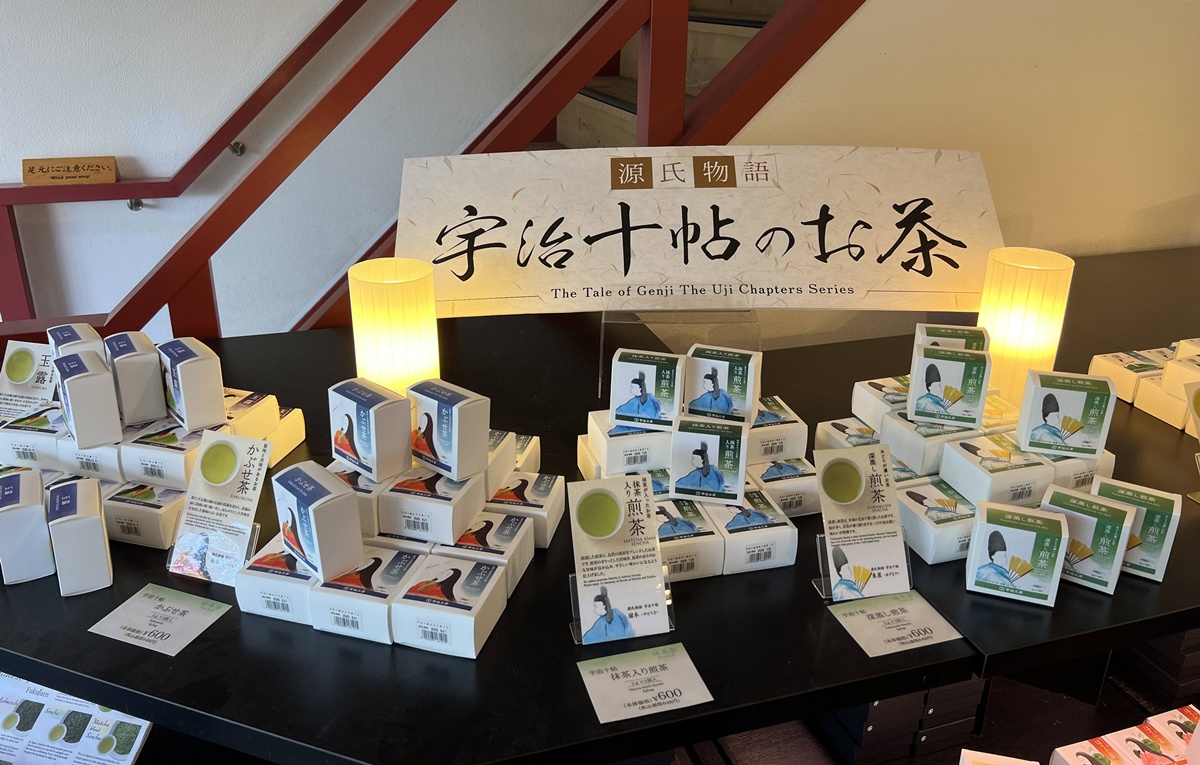 清澈宇治川、宇治青翠山脈與一杯宇治茶的時光！從產地到餐桌的宇治抹茶文化體驗所｜京都宇治抹茶推薦 福寿園宇治茶亭與福壽園宇治茶工房 @。CJ夫人。