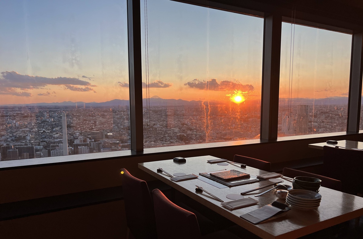 關東煮也能優雅,庶民味也能登上高空|東京惠比壽高樓景觀餐廳 こんぶや恵比寿/Konbuya關東煮餐酒館 特別推薦落日傍晚用餐時段 @。CJ夫人。 關東煮也能優雅,庶民味也能登上高空|東京惠比壽高樓景觀餐廳 こんぶや恵比寿/Konbuya關東煮餐酒館 特別推薦落日傍晚用餐時段 @。CJ夫人。