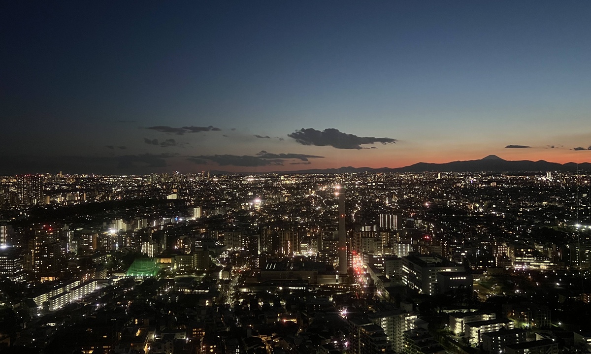 關東煮也能優雅，庶民味也能登上高空｜東京惠比壽高樓景觀餐廳 こんぶや恵比寿／Konbuya關東煮餐酒館 特別推薦落日傍晚用餐時段 @。CJ夫人。