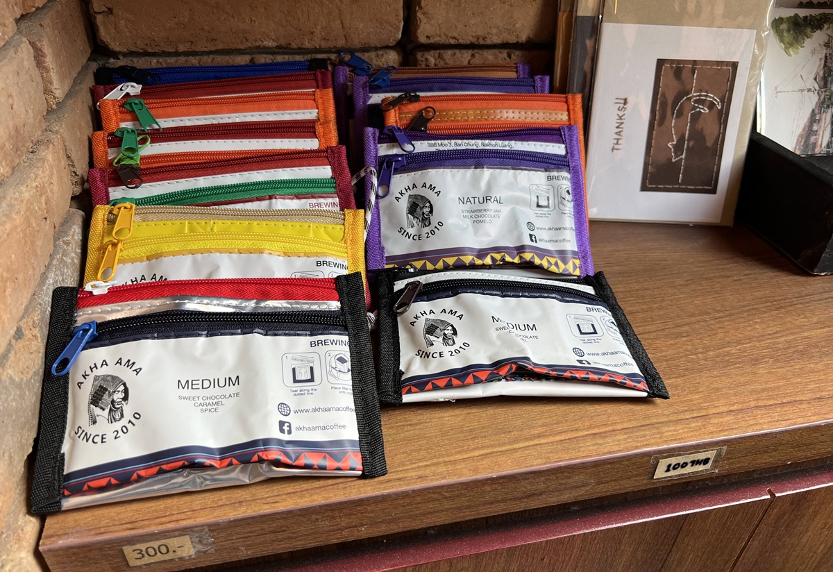 跟著數位游牧工作者前進清邁古城，喝一杯泰北山區生產的世界上最好的咖啡｜泰國清邁精品咖啡推薦 Akha Ama Coffee La Fattoria @。CJ夫人。