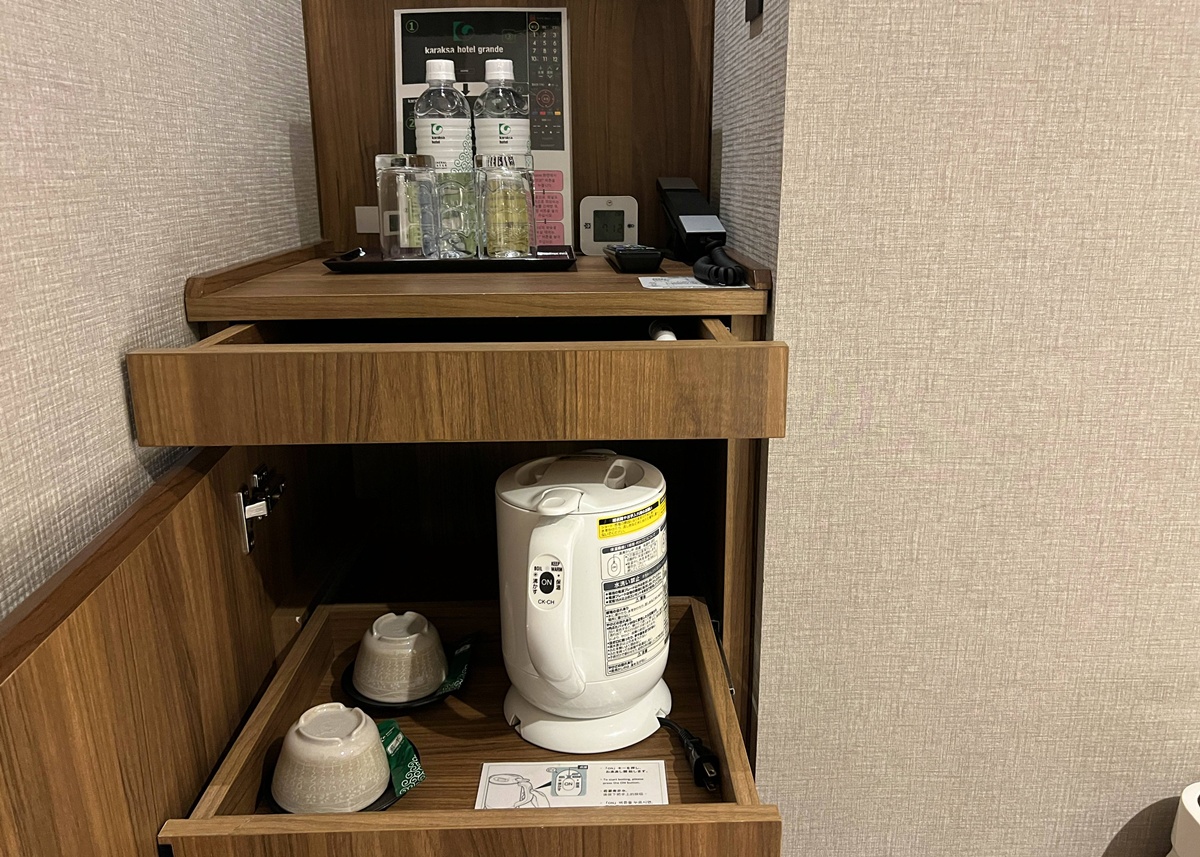 西日本自助旅行的中心據點!日本商務客與內行旅行者都喜歡下榻的新大阪|關西大阪質感住宿推薦 唐草鼎盛飯店 新大阪塔/karaksa hotel grande 新大阪Tower 23樓高樓層雙人房 @。CJ夫人。 西日本自助旅行的中心據點!日本商務客與內行旅行者都喜歡下榻的新大阪|關西大阪質感住宿推薦 唐草鼎盛飯店 新大阪塔/karaksa hotel grande 新大阪Tower 23樓高樓層雙人房 @。CJ夫人。