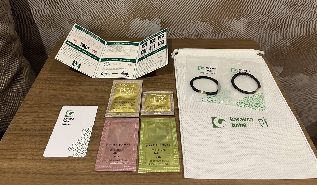 西日本自助旅行的中心據點!日本商務客與內行旅行者都喜歡下榻的新大阪|關西大阪質感住宿推薦 唐草鼎盛飯店 新大阪塔/karaksa hotel grande 新大阪Tower 23樓高樓層雙人房 @。CJ夫人。 西日本自助旅行的中心據點!日本商務客與內行旅行者都喜歡下榻的新大阪|關西大阪質感住宿推薦 唐草鼎盛飯店 新大阪塔/karaksa hotel grande 新大阪Tower 23樓高樓層雙人房 @。CJ夫人。