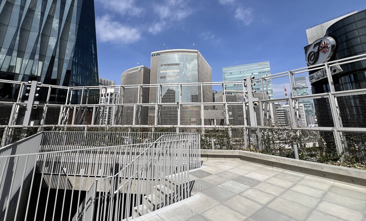 公園即展場、散步即參展！你走進去的不是建築，而是一座觸發感官裝置｜2025銀座新地標Ginza Sony Park 與 1/2 Nibun no Ichi 實驗食堂午餐食記 @。CJ夫人。