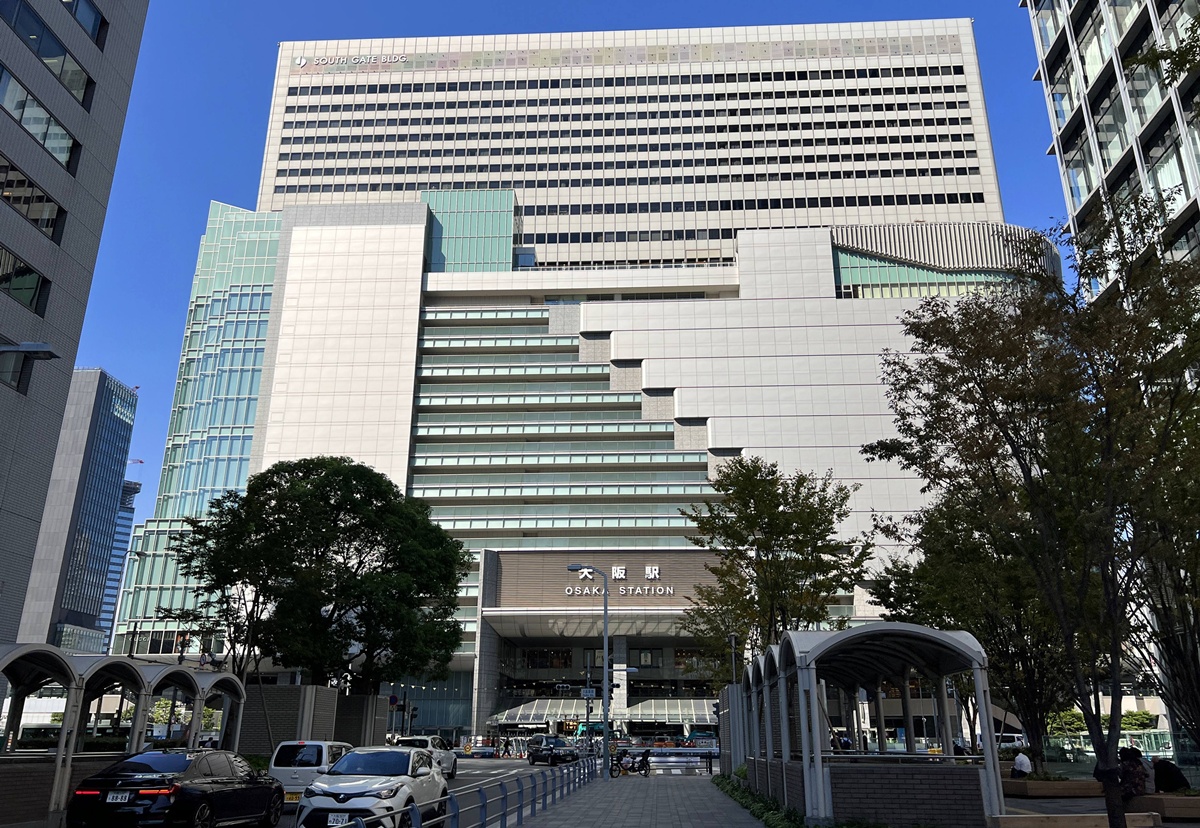 看來，梅田是大阪自由行的大魔王了！終於來到全大阪（全日本）交通轉乘最容易迷路的梅田車站，想順利找到出口快收藏起來！ @。CJ夫人。