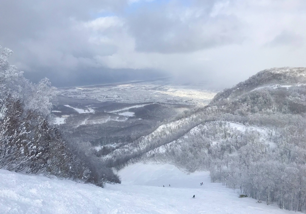 規畫一趟自助滑雪行程應該注意的事－滑雪場域覆蓋範圍、滑雪地圖怎麼看與滑雪中心有什麼 @。CJ夫人。