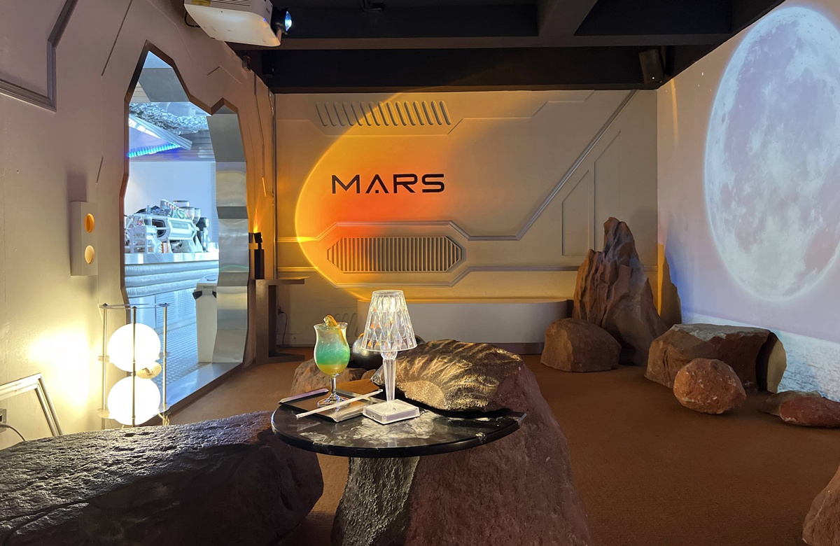 當咖啡成為探索宇宙的星火燎原！一起登上月球、前進火星、飛向銀河的太空實驗場吧｜泰國清邁數位游牧/網美咖啡推薦 MARS.cnx @。CJ夫人。