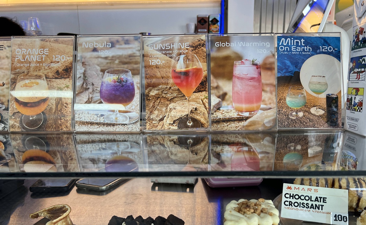 當咖啡成為探索宇宙的星火燎原！一起登上月球、前進火星、飛向銀河的太空實驗場吧｜泰國清邁數位游牧/網美咖啡推薦 MARS.cnx @。CJ夫人。