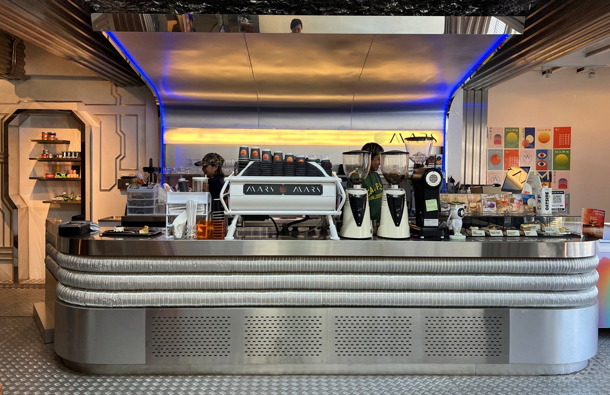 當咖啡成為探索宇宙的星火燎原！一起登上月球、前進火星、飛向銀河的太空實驗場吧｜泰國清邁數位游牧/網美咖啡推薦 MARS.cnx @。CJ夫人。