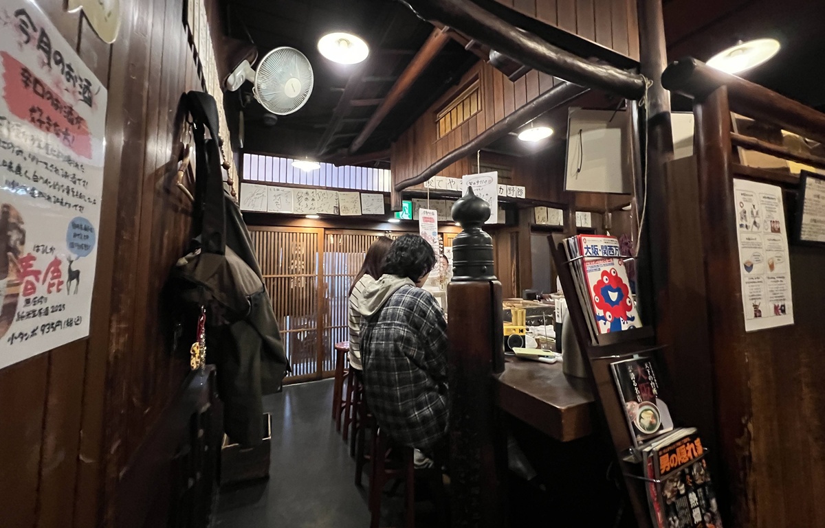 日本最老牌關東煮！大阪道頓堀那一鍋滾燙的章魚甘露煮，有昨天也有今天｜大阪道頓堀關東煮 たこ梅 本店 @。CJ夫人。