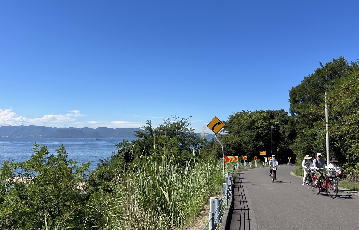 每個瀨戶內海旅人都忘不了的直島環島公路與坡道:OUGIYA 電動單車租借 × 直島環島公路視角全攻略 @。CJ夫人。 每個瀨戶內海旅人都忘不了的直島環島公路與坡道:OUGIYA 電動單車租借 × 直島環島公路視角全攻略 @。CJ夫人。