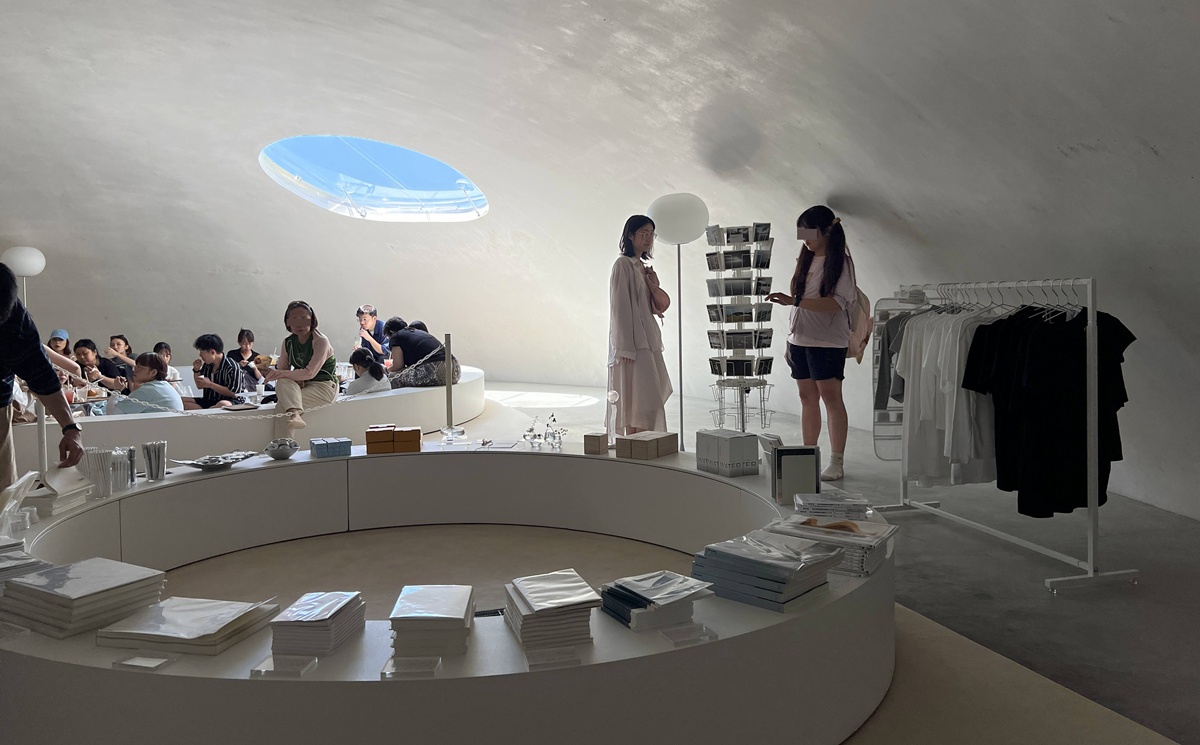 在無物之中，看見世界最豐盈的模樣！千萬別錯過一場與自然共呼吸的藝術時刻｜日本瀨戶內海跳島自由行 豐島美術館 @。CJ夫人。