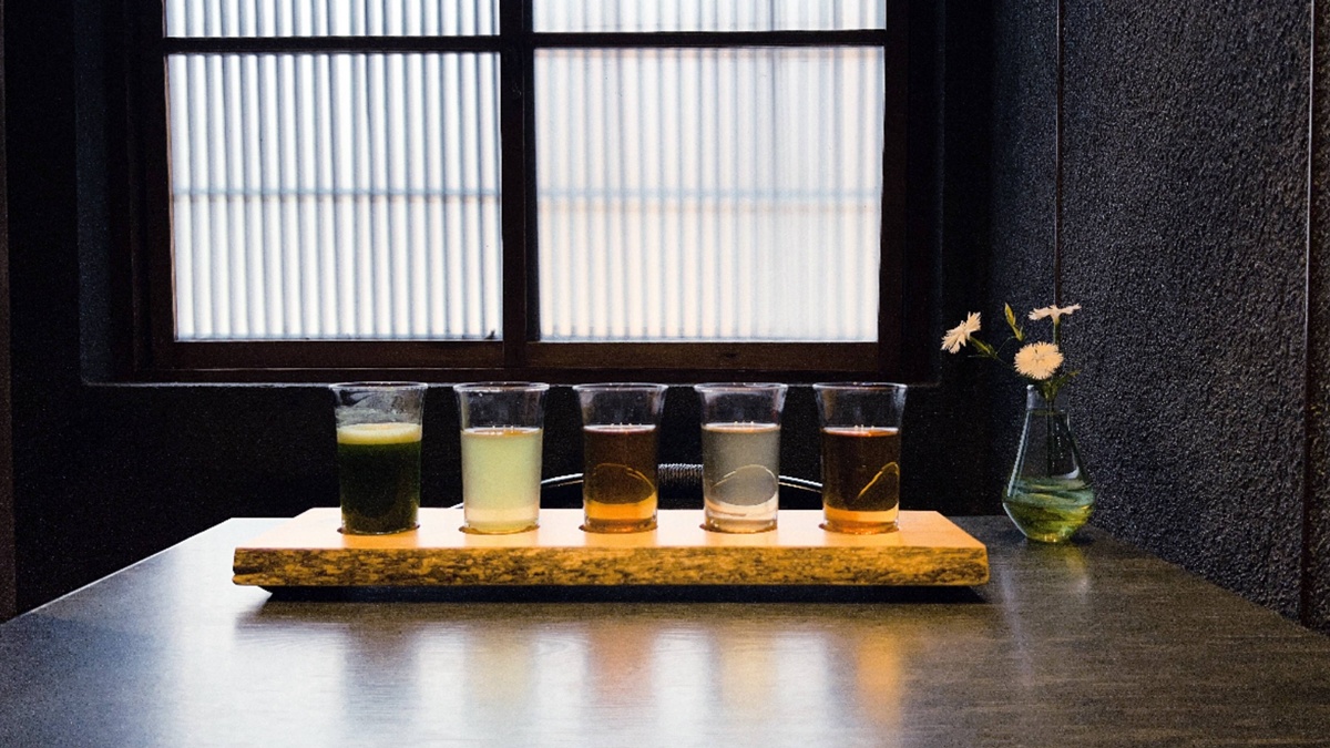 網站近期文章:茶的沉默劇場,練習與空氣對話!京都祇園宇治製茶老舖與藝術茶屋 北川半兵衛的五茶の会席 回歸自然至簡,粗獷微詩意的老物重生|花蓮林山工坊 林政璋老師工作室 @。CJ夫人。